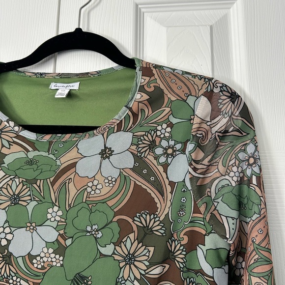 Love, Fire Top Printed Floral Pattern Mesh Long Sleeves Layered Size Small - Picture 4 of 15